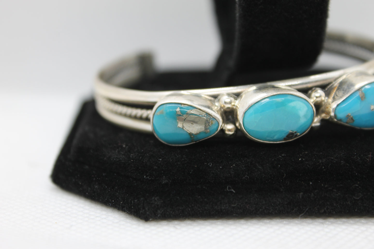 Sterling silver turquoise bracelet