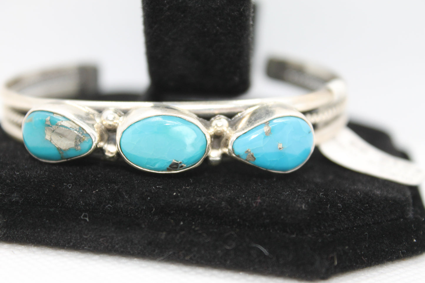 Sterling silver turquoise bracelet